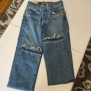Women’s Levi’s wedgie straight denim